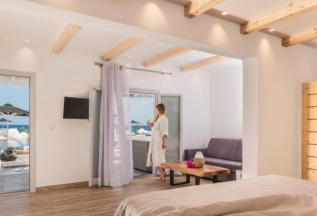 Mediterranean Beach Palace Hotel Monolithos  Exterior photo